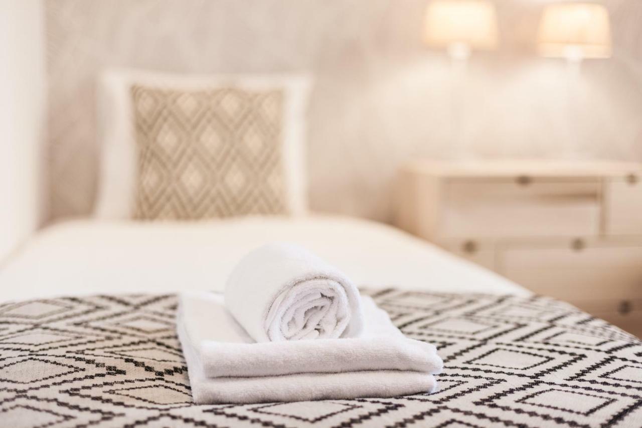 Rossio Vintage Two-Bedroom Apartment - By Lu Holidays Lisbona Esterno foto